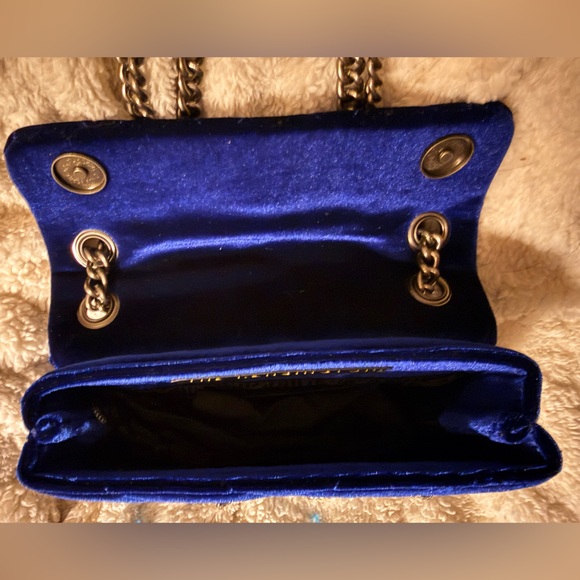 Kurt Geiger NWOT Elegant Blue Velvet Women's Crossbody Bag with Crystal Accents - Picture 12 of 16